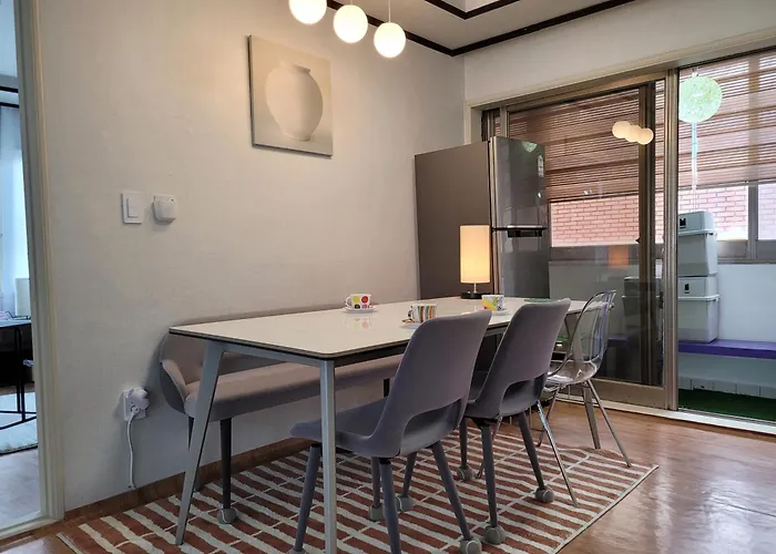 Hanion Apartment *